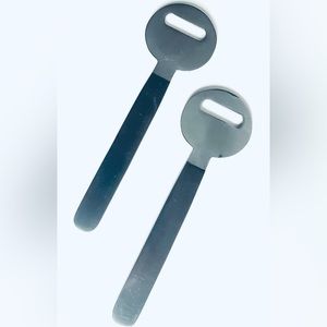 CRATE & BARREL Contemporary Chrome Bottle Opener (682-162) modern silver NEW